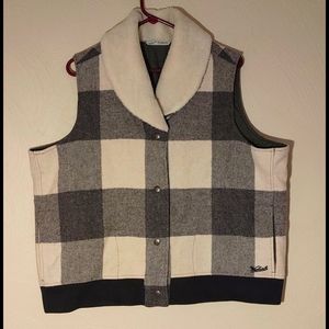 Woolrich Buffalo Plaid / Sherpa Collar Vest